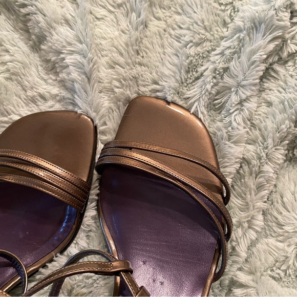 Ann Taylor Bronze Strappy Heels - Like New - Picture 5 of 9
